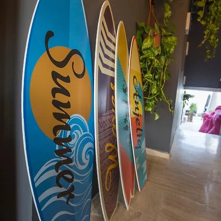 Hotell Anjeliq House 3*